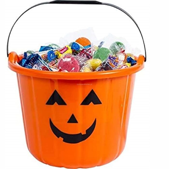 halloween-balde.jpg halloween-balde.jpg